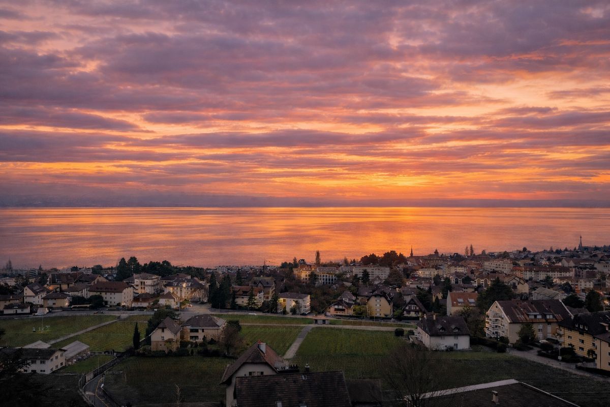 Pully_au_coucher_du_soleil