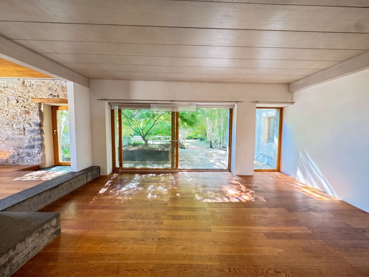 Magnifique appartement/maison de village avec grand jardin