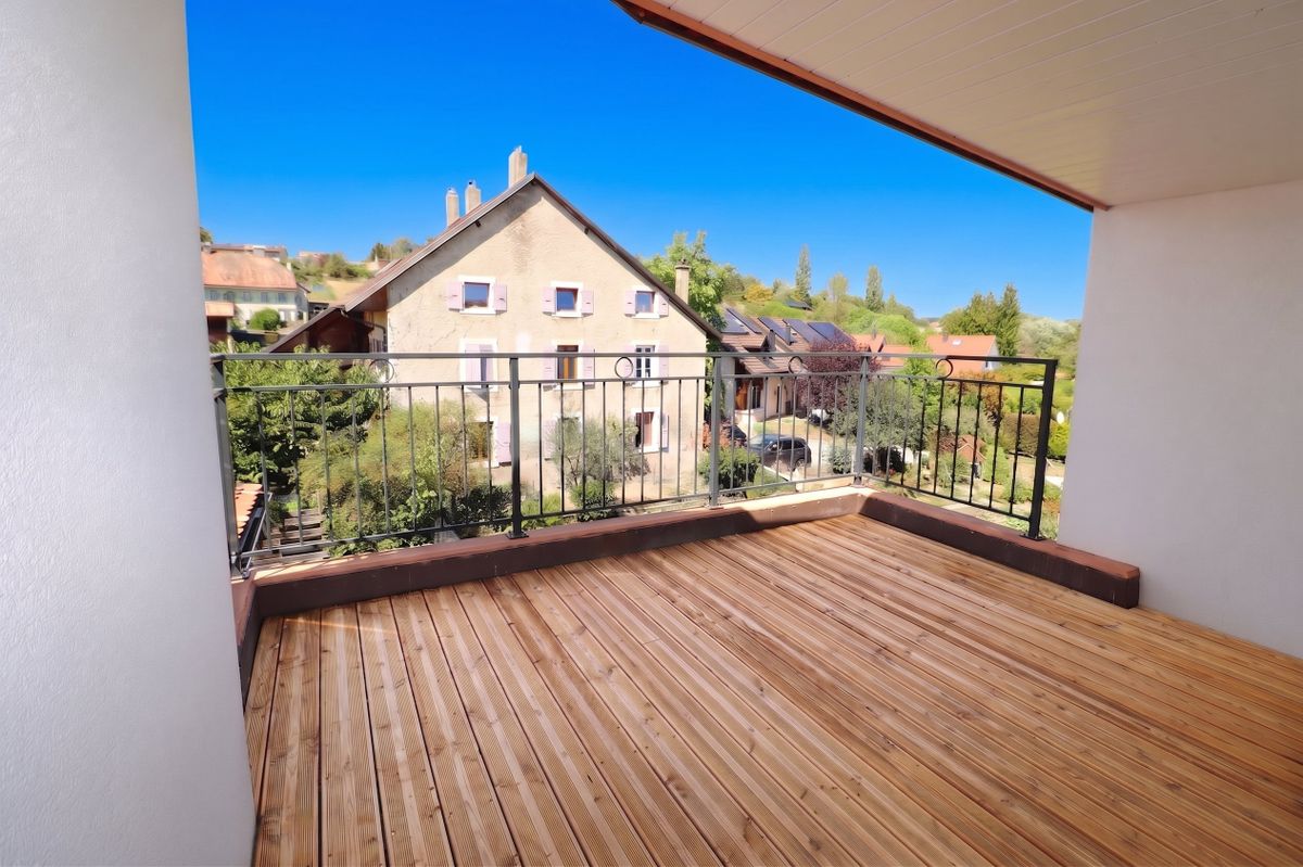 ai-enhanced__pCpthLkWJNqMXIOqUlXZO Penthouse Duplex 5.5 Pièces à Colombier sur Morges