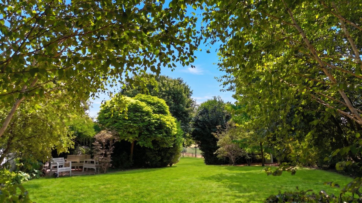 Magnifique appartement/maison de village avec grand jardin