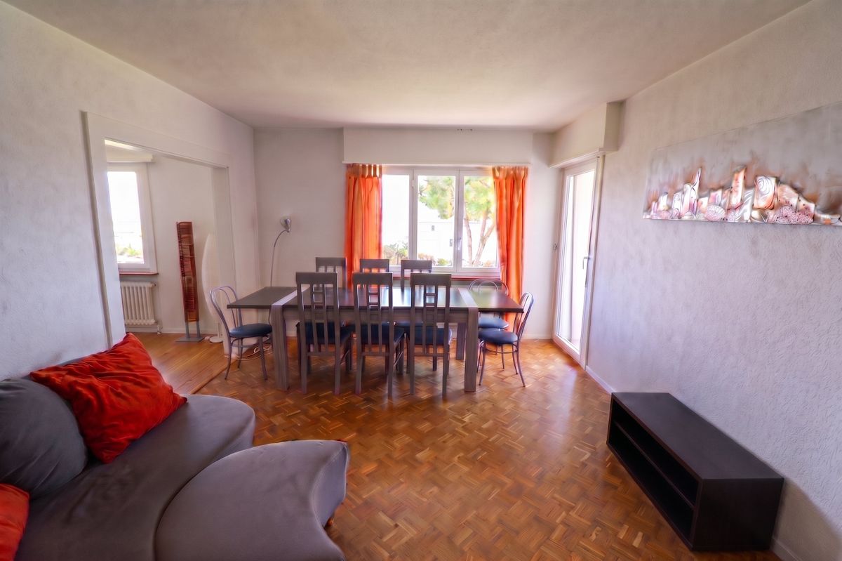 ai-enhanced__dg_n_gNh6dj30nJA91zdT Appartement avec grand jardin et vue panoramique sur le lac